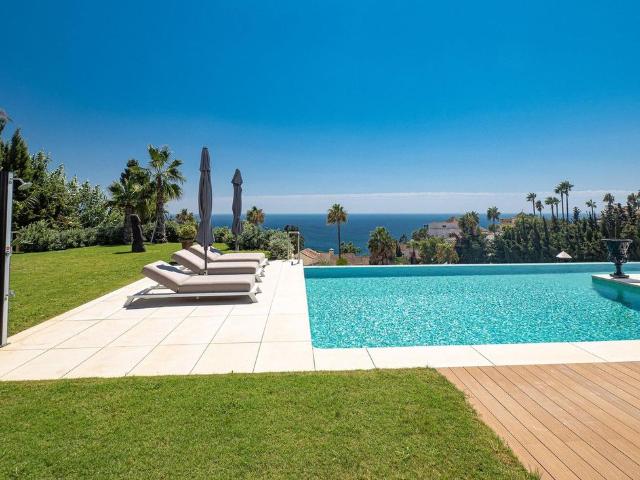 Casa en venta en San Luis de Sabinillas, Costa del Sol Occidental