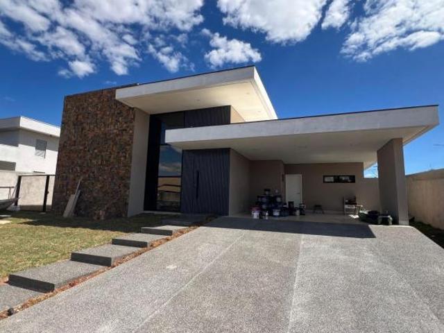 Casa venda em Região Geográfica Imediata do Distrito Federal, Região Integrada de Desenvolvimento do Distrito Federal e Entorno