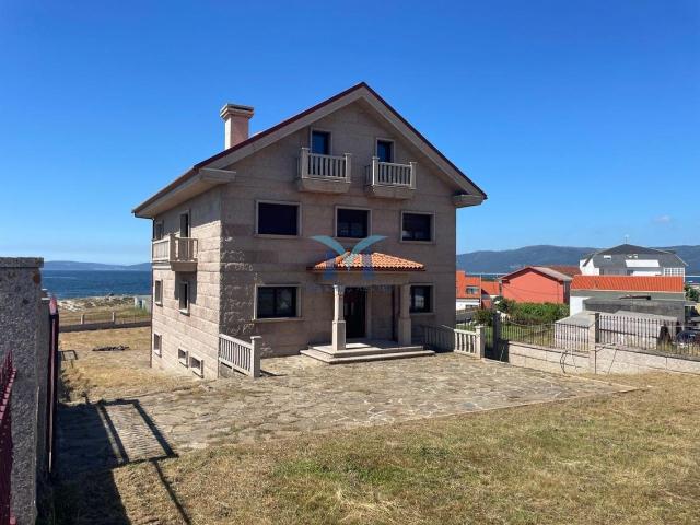 Casa en venta en Muros, Galicia