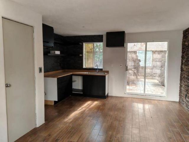 Casa en venta en La Joya de Santiago Mextla, Huejotzingo