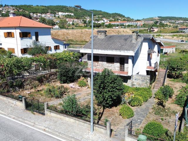 Casa venda em Bairro Adriano Joaquim Machado, Alijó