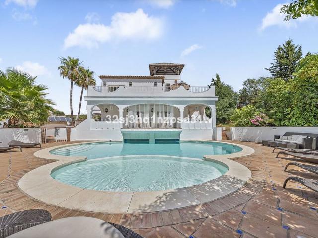 Casa en venta en Barriada Islas Canarias, Costa del Sol Occidental
