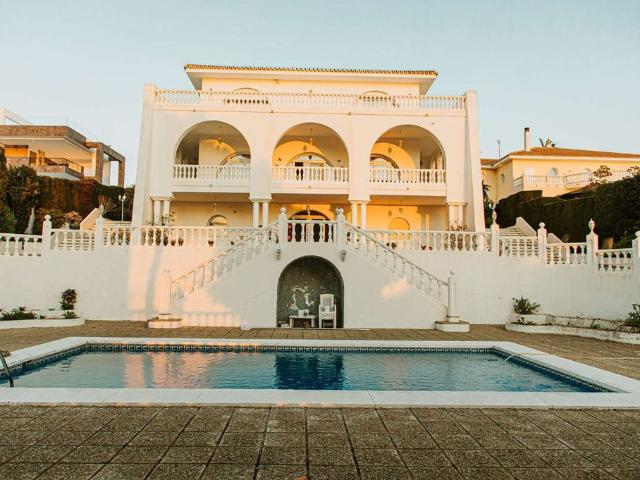 Casa en venta en Torrequebrada, Costa del Sol Occidental
