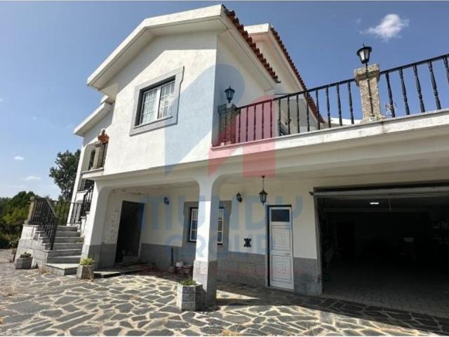 Casa venda em Castelo Branco, Caria