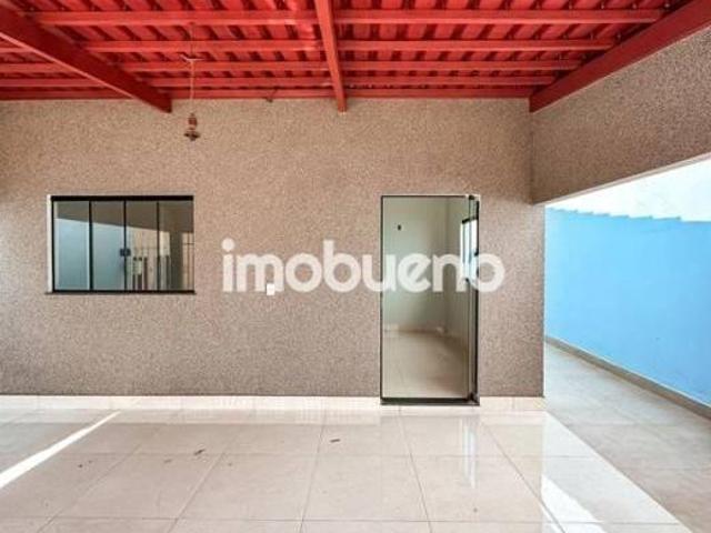 Casa venda em Região Geográfica Imediata de Águas Lindas de Goiás, Região Integrada de Desenvolvimento do Distrito Federal e Entorno