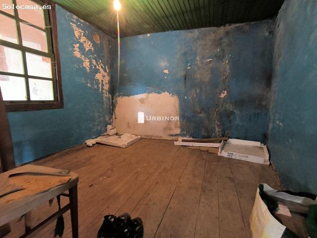 Casa en venta en A Merca