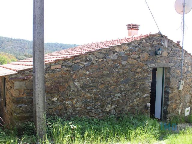 Vivenda venda em Castelo Branco, Oleiros