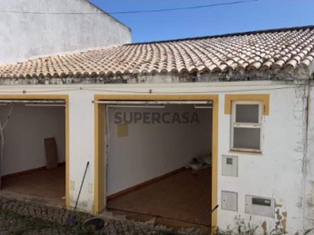 Garagem venda em Lagos, Faro