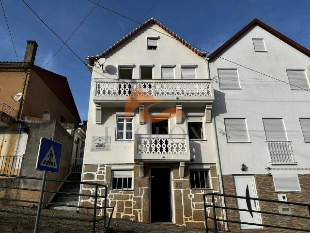 Vivenda venda em Torrão, Pomares