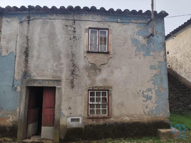 Casa venda em Mogadouro, Bragança