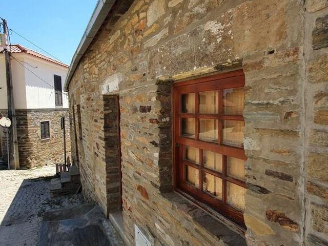 Casa venda em Torre De Moncorvo, Bragança