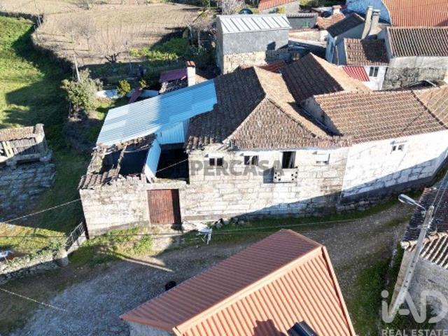 Casa venda em Magarelos, Vila Real