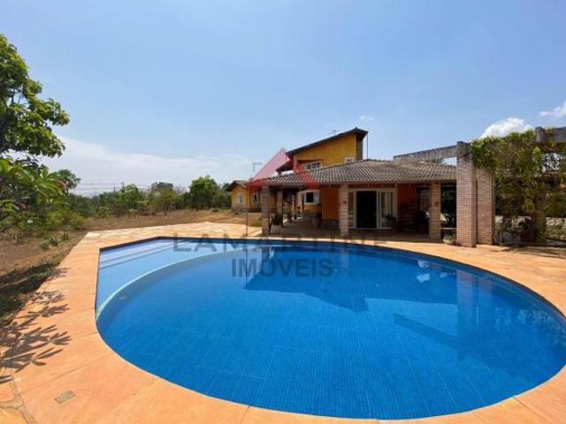 Casa venda em Região Geográfica Imediata do Distrito Federal, Região Integrada de Desenvolvimento do Distrito Federal e Entorno