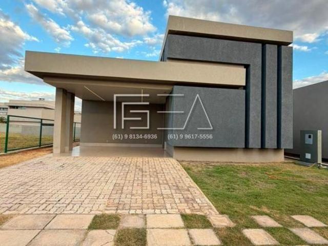 Casa venda em Região Geográfica Imediata de Águas Lindas de Goiás, Região Integrada de Desenvolvimento do Distrito Federal e Entorno