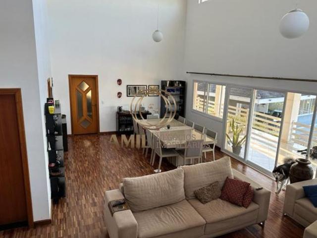Casa venda em Região Imediata de São José dos Campos, Região Metropolitana do Vale do Paraíba e Litoral Norte