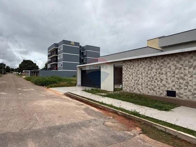 Casa venda em Região Geográfica Imediata de Águas Lindas de Goiás, Região Integrada de Desenvolvimento do Distrito Federal e Entorno