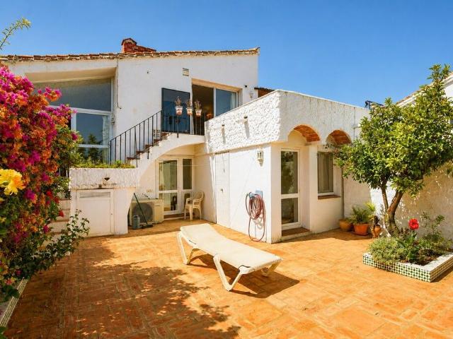 Chalet en venta en Barriada Islas Canarias, Costa del Sol Occidental