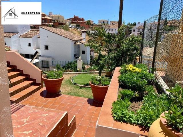 Chalet en venta en Miraflores, Marbella
