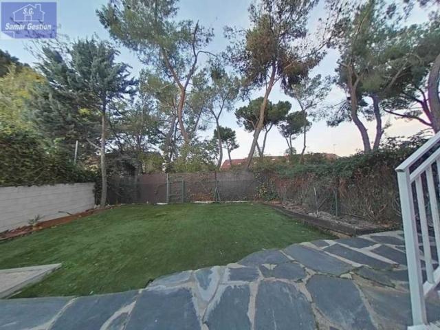 Chalet en alquiler en Pozuelo Estación, Pozuelo De Alarcón