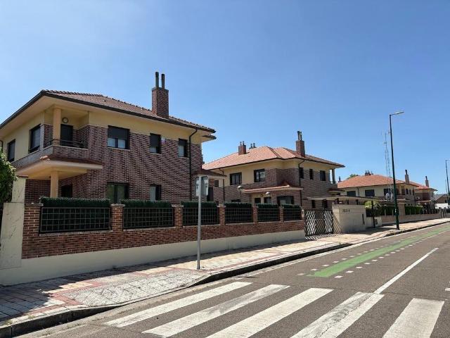 Chalet en venta en La Victoria, Valladolid