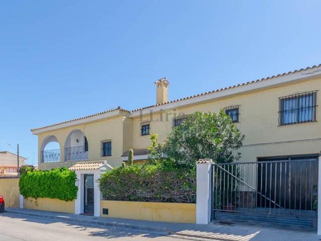 Casa en venta en el Camp de Túria, Valencia