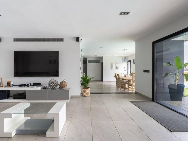 Casa en venta en La Estrella, Telde