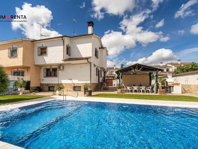 Casa en venta en Villamanta, Madrid