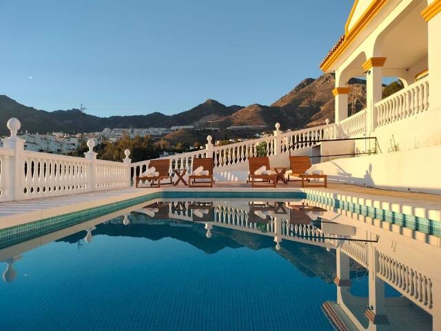 Casa en venta en Torrequebrada, Costa del Sol Occidental