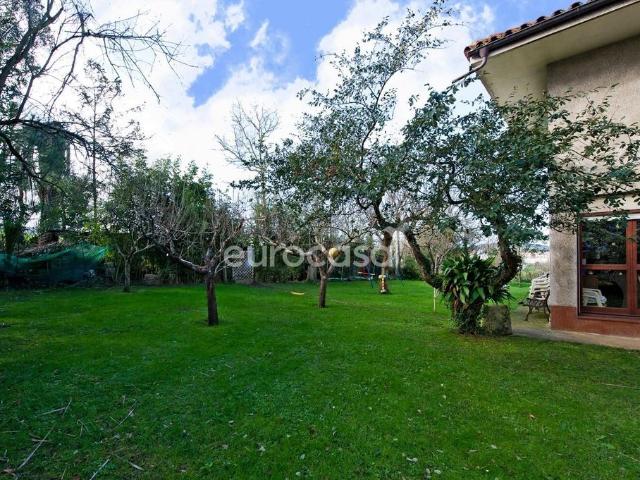 Chalet en venta en Peñacastillo, Santander