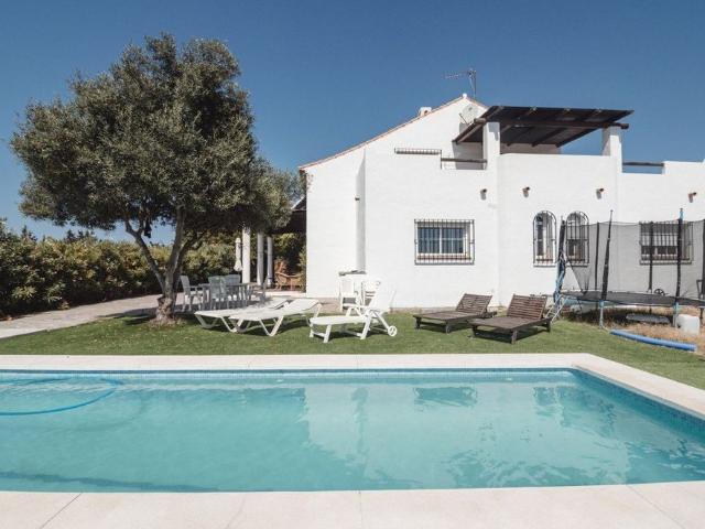 Casa en venta en Barriada Islas Canarias, Costa del Sol Occidental