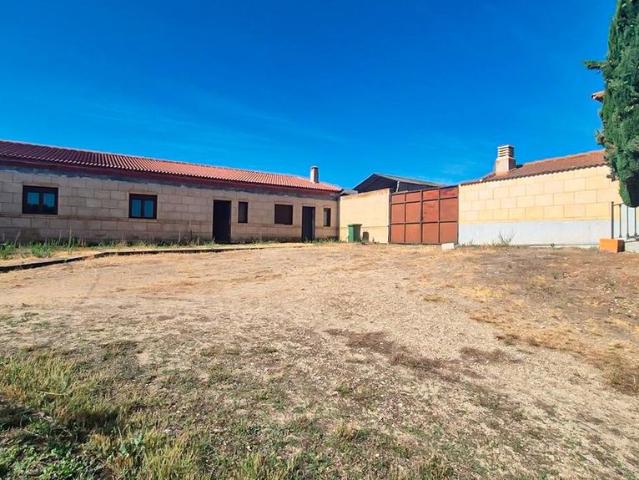 Casa en venta en Ledesma, Castilla y León