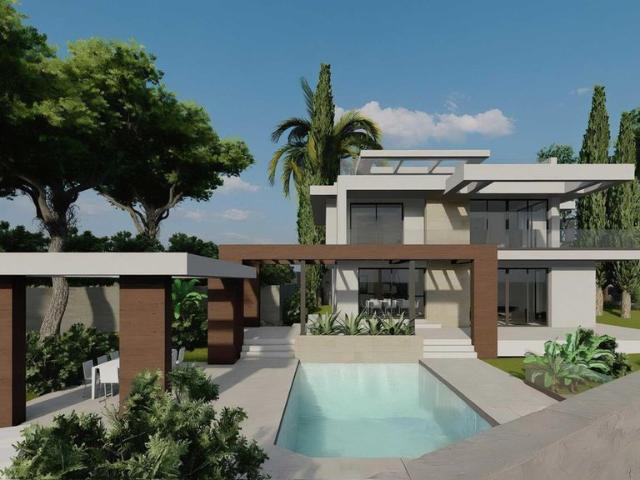 Casa en venta en Rio Real, Marbella