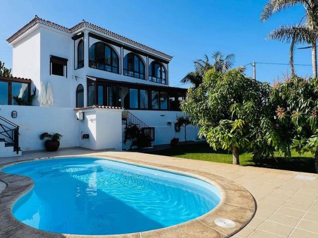 Casa en venta en La orotava, Risco Caido