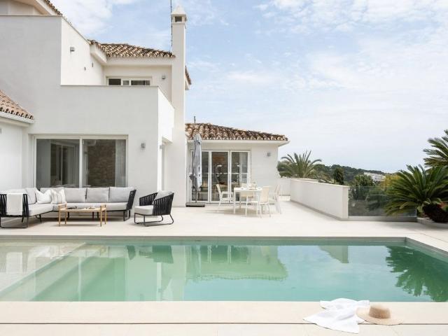Casa en venta en Nueva Andalucía, Costa del Sol Occidental