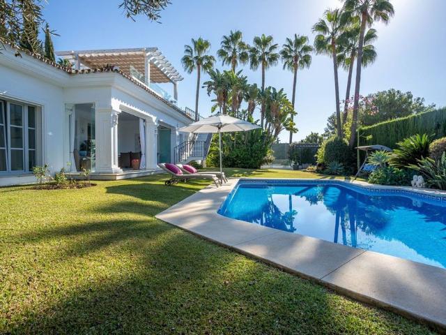 Casa en venta en La Carolina, Costa del Sol Occidental