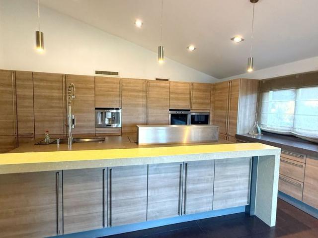 Casa en venta en El Vicario, Marbella