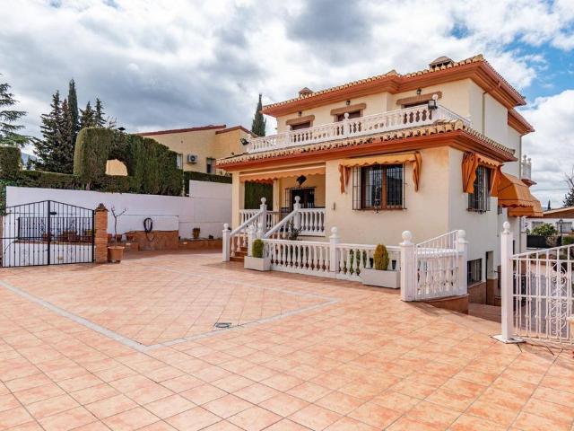 Casa en venta en Monachil, Barrio de Monachil