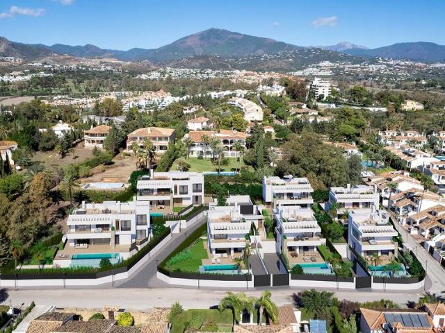 Casa en venta en Barriada Islas Canarias, Costa del Sol Occidental