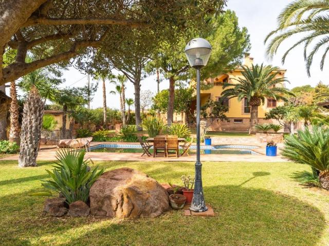 Casa en venta en el Camp de Túria, Valencia