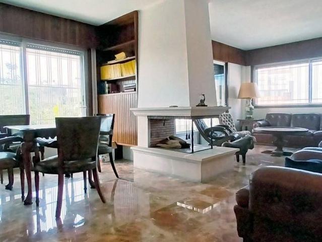 Casa en venta en O Carme, Vigo