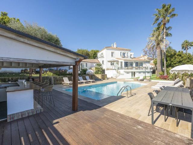Casa en venta en San Luis de Sabinillas, Costa del Sol Occidental
