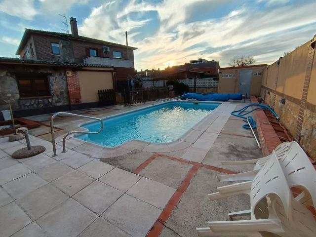 Casa en venta en Renedo De Esgueva, Castilla y León