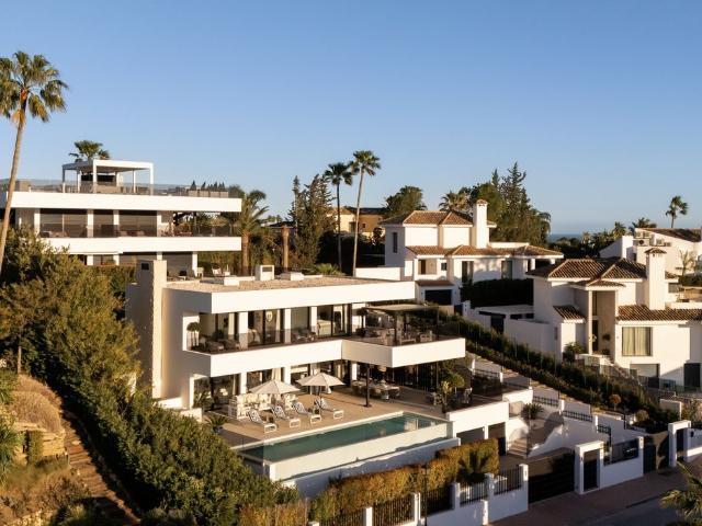 Casa en venta en Nueva Andalucía, Costa del Sol Occidental