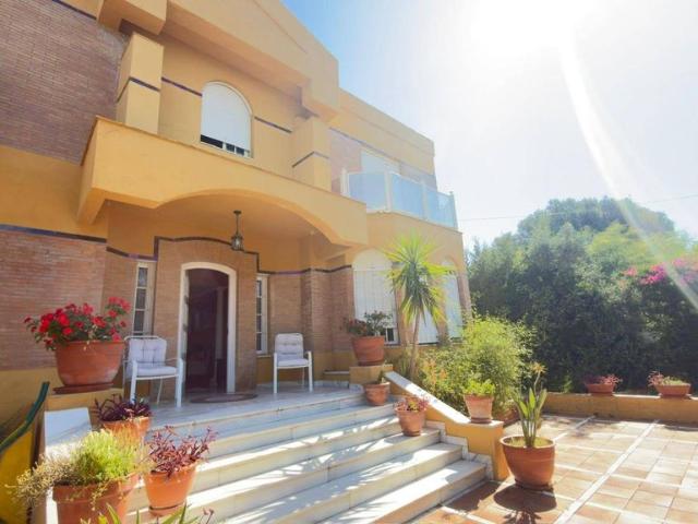 Casa en venta en Valencina De La Concepción, Andalucía