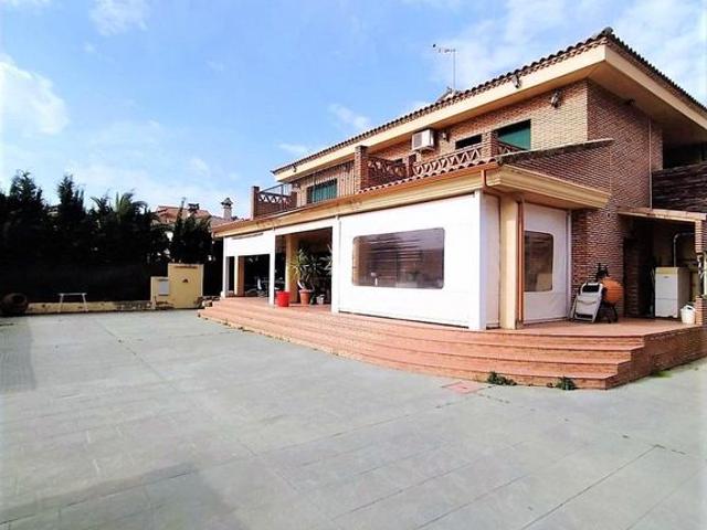 Casa en venta en Ceres Golf, Cáceres