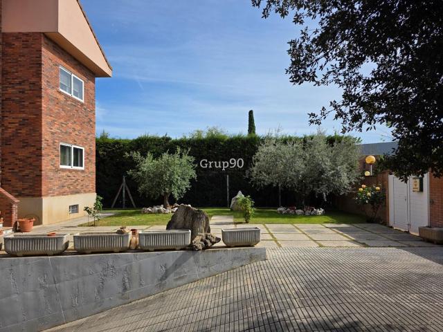 Casa en venta en Vila Montcada, Segrià