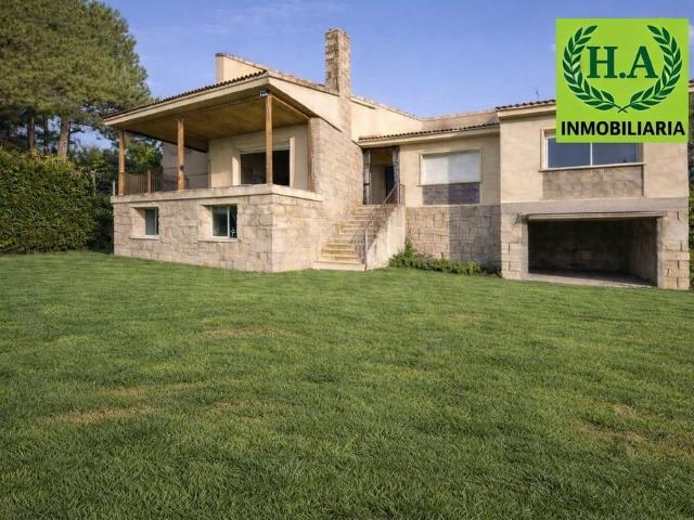 Casa en venta en Pedrezuela, Comunidad de Madrid