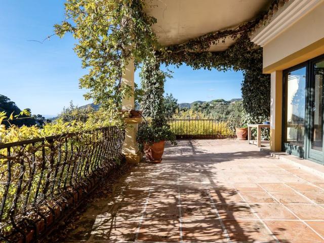 Casa en venta en Artola, Costa del Sol Occidental
