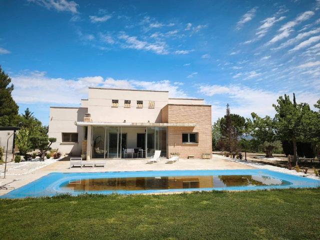 Casa en venta en Almansa, Castilla-La Mancha