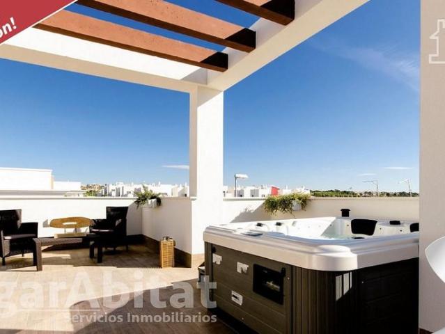 Casa en venta en Vera Playa, Vera